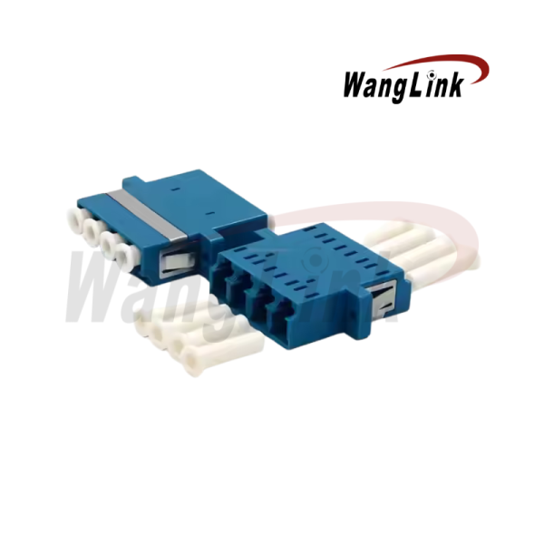 ADAPTADOR/ACOPLADOR/ENFRENTADOR LC/UPC QUAD MONOMODO