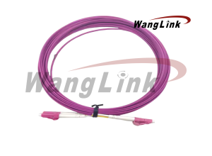 PATCHCORD LC-LC, 20 METROS, OM4, 3MM, LSZH, MM, DUPLEX VIOLET